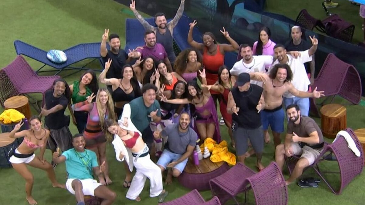 Cantor se arrepende de participar do BBB e revela o quanto perdeu: ‘Não ganhei nada’