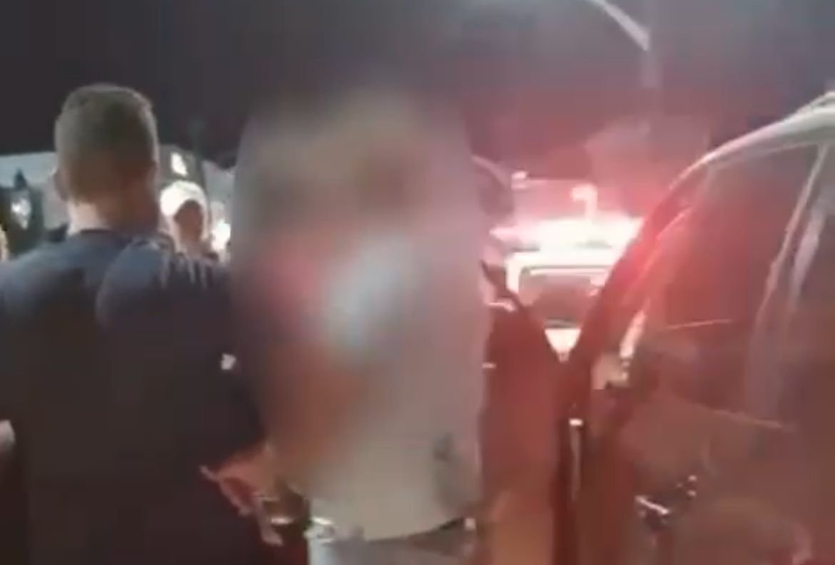 Empresário é detido após manobras arriscadas na Praia do Francês