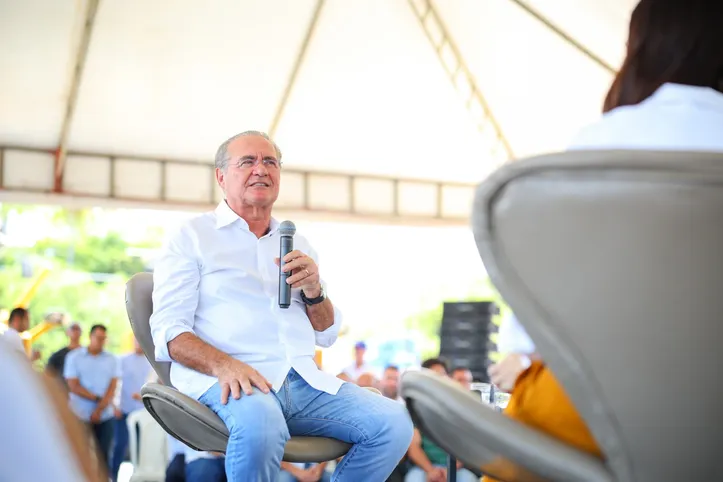 Renan abre as portas do MDB para JHC em meio a articulações políticas