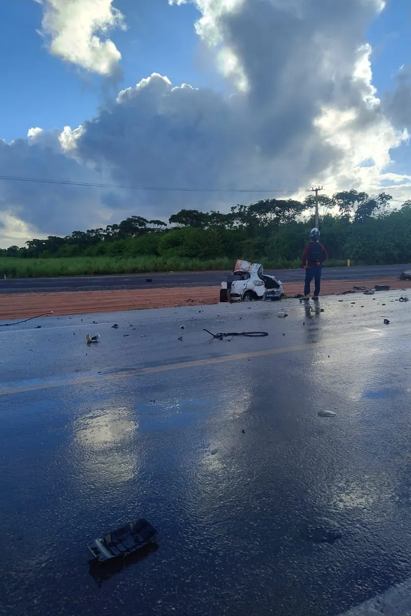 Colisão fatal entre carreta e carro provoca tragédia na BR-424, no Polo Industrial de Marechal Deodoro
