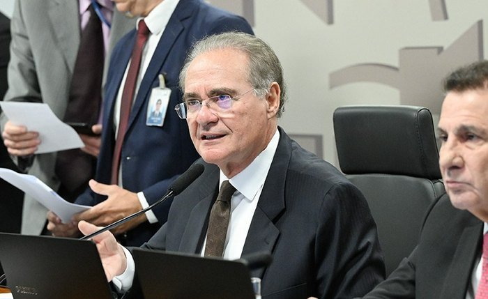 Renan articula acordo com governo Lula para votar fundo de apoio ao agro