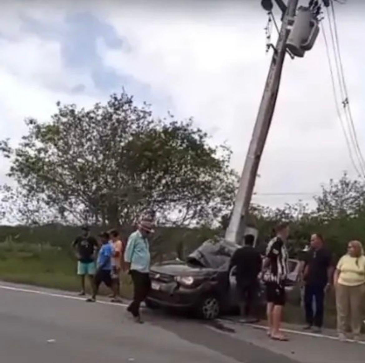 Tragédia na rodovia: impacto contra poste termina em morte no interior de Alagoas